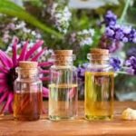 Huiles essentielles : Les bienfaits thérapeutiques pour une peau rayonnante